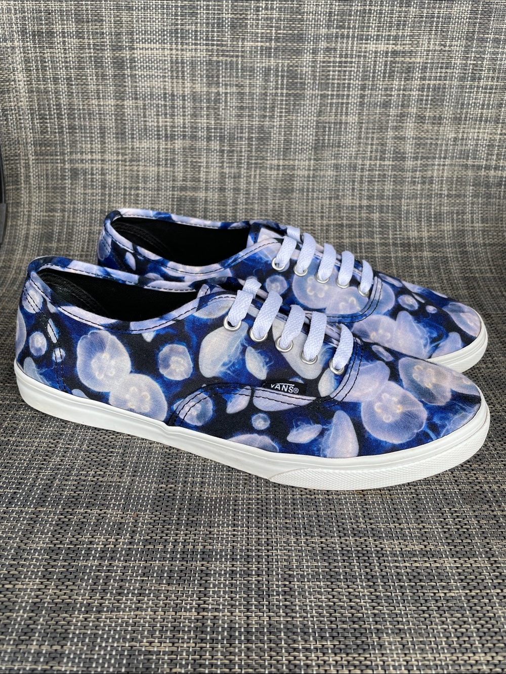 Vans Authentic Lo Pro Digi Jellyfish Navy White Canvas Sneakers Unisex Women’s 8